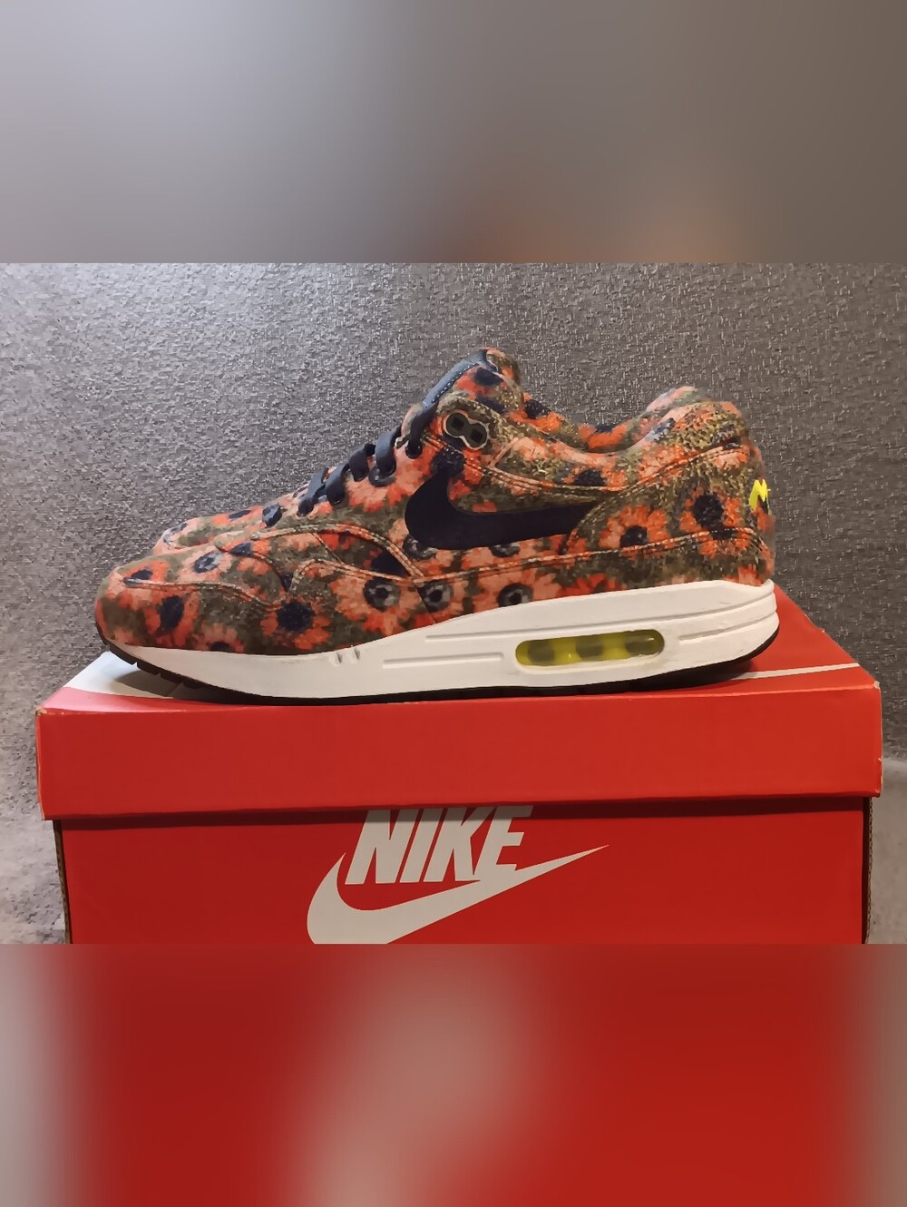 Nike Men's Air Max 1 Premium SE, Size 11